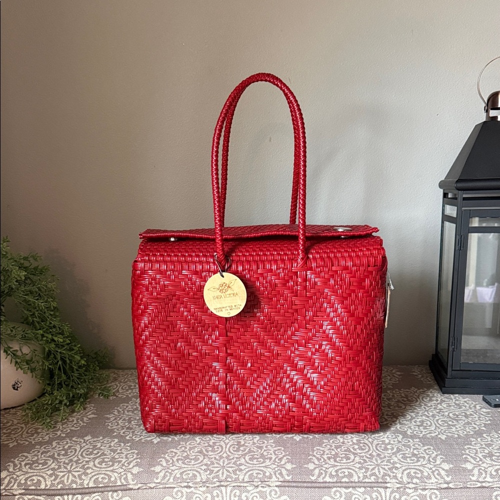 Maria Victoria Handcrafted Woven Tote Bag; NWT